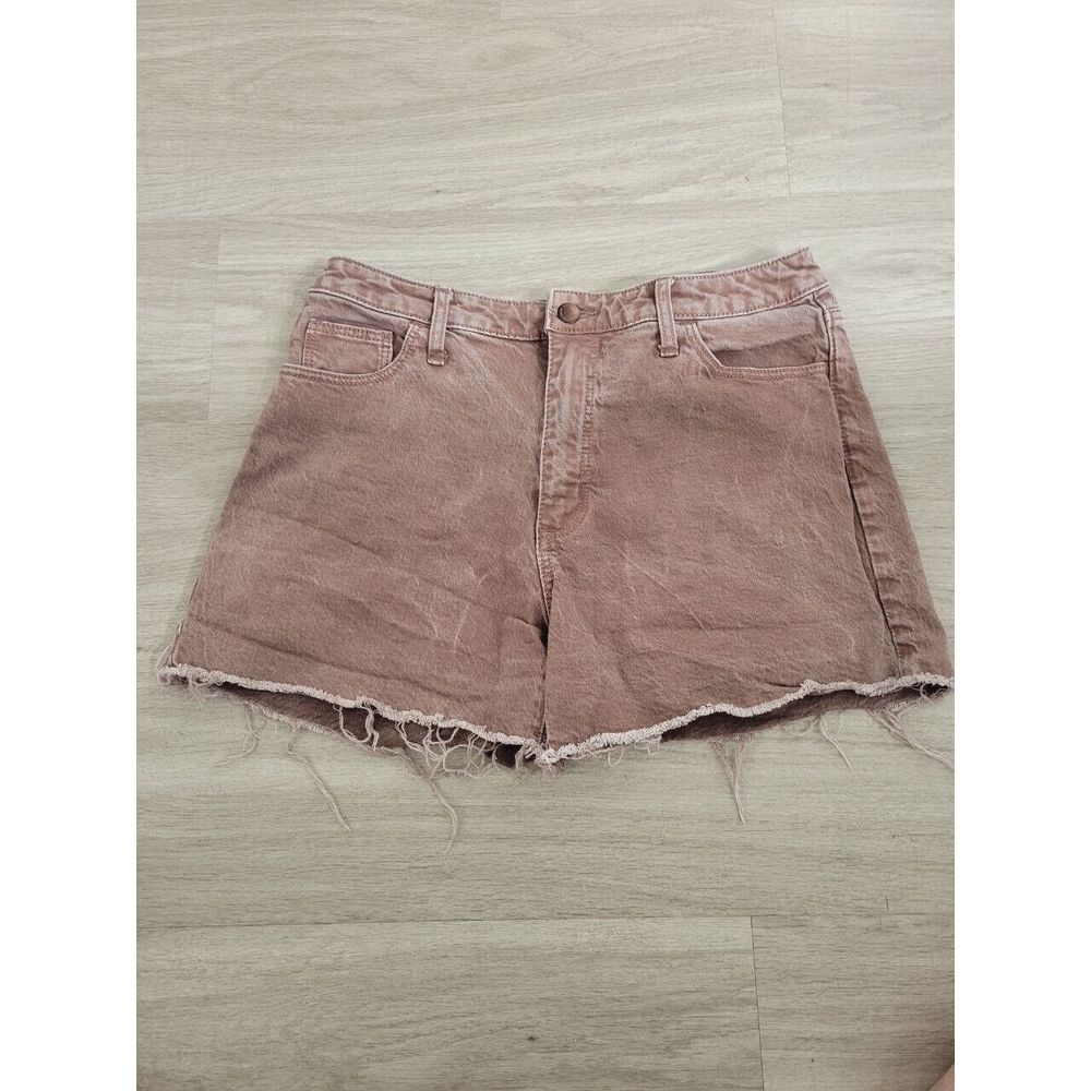 Universal Thread Distressed Mauve cut-off shorts Size 28/8 Medium‎